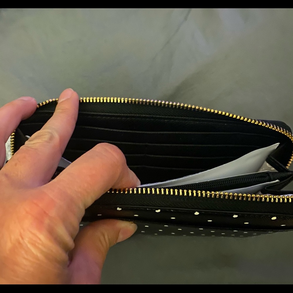 Kate Spade Wallet - Picture 4 of 5